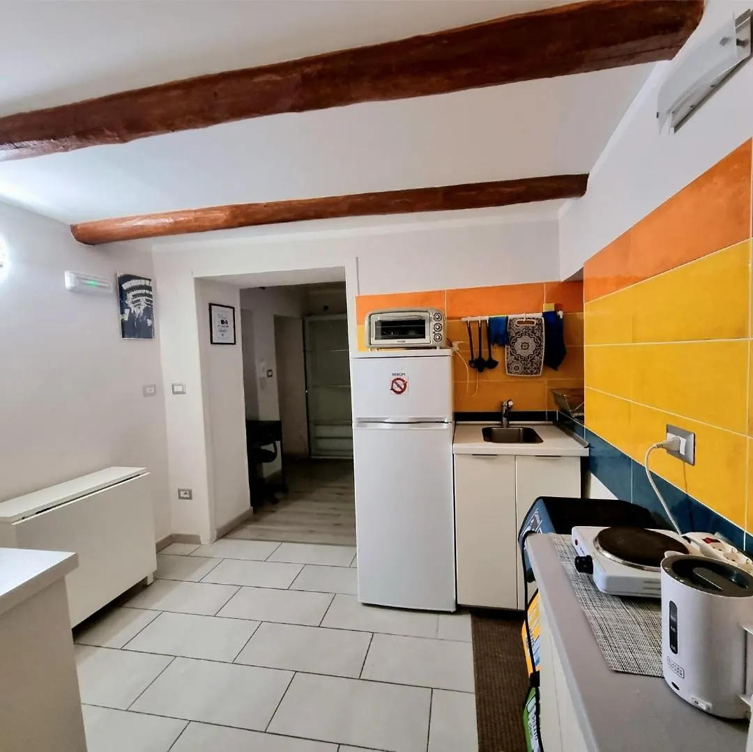 Tiny Little Home - Casa Vacanze Ad Uso Esclusivo Naples Apartment