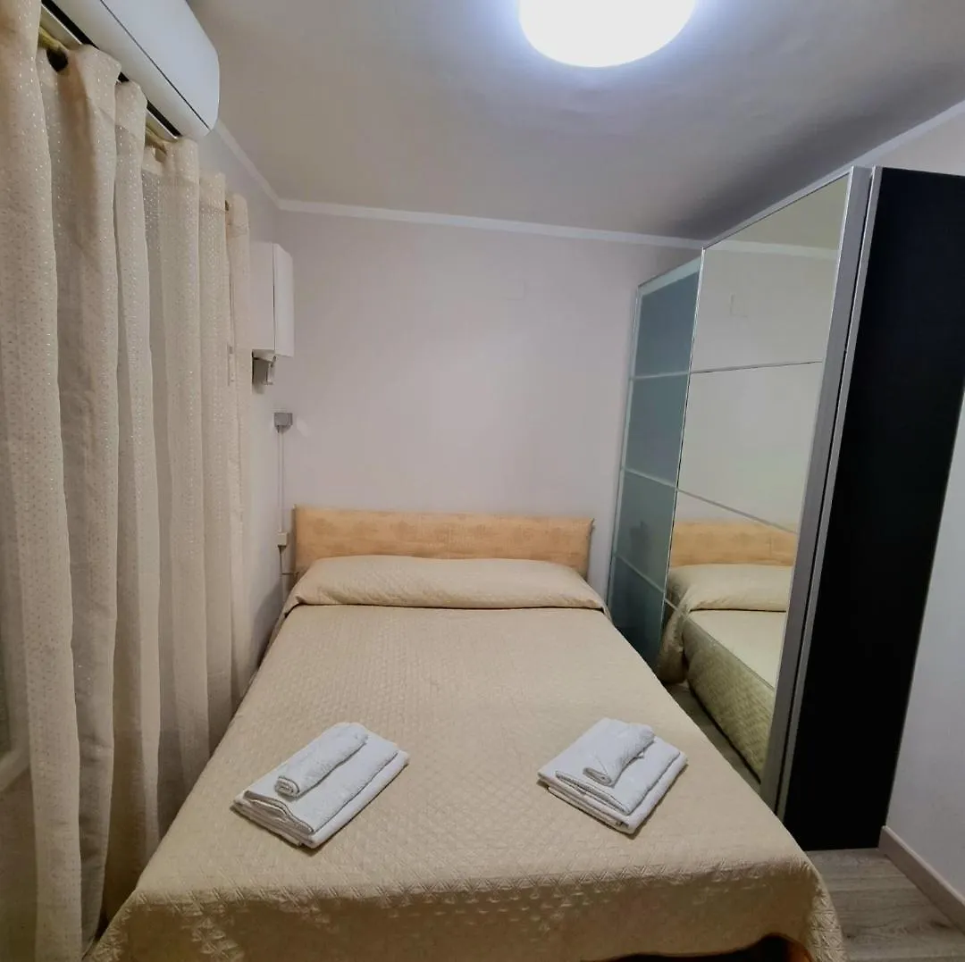 Tiny Little Home - Casa Vacanze Ad Uso Esclusivo Naples Apartment